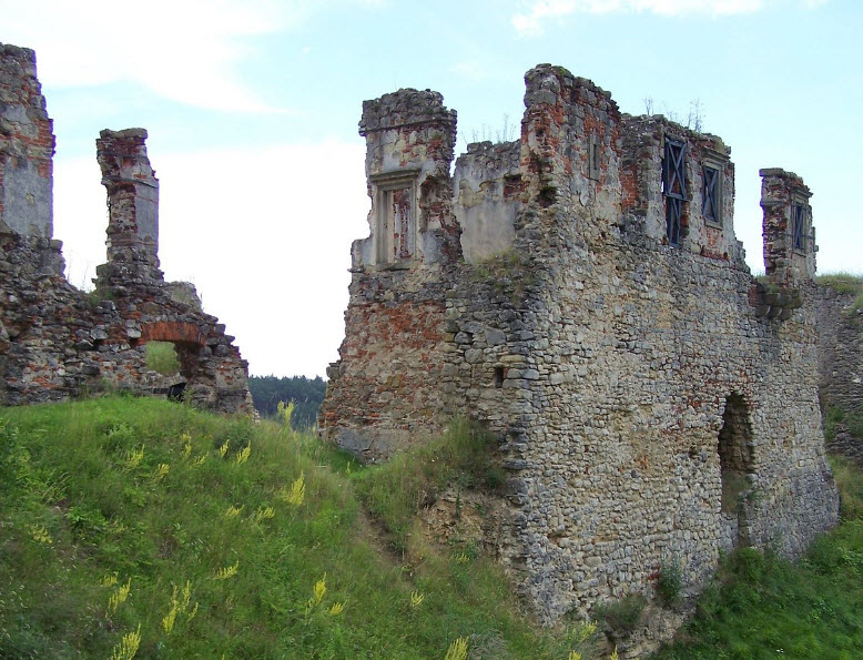Zřícenina Hradu Zvířetice, Czech Republic (Czechia)